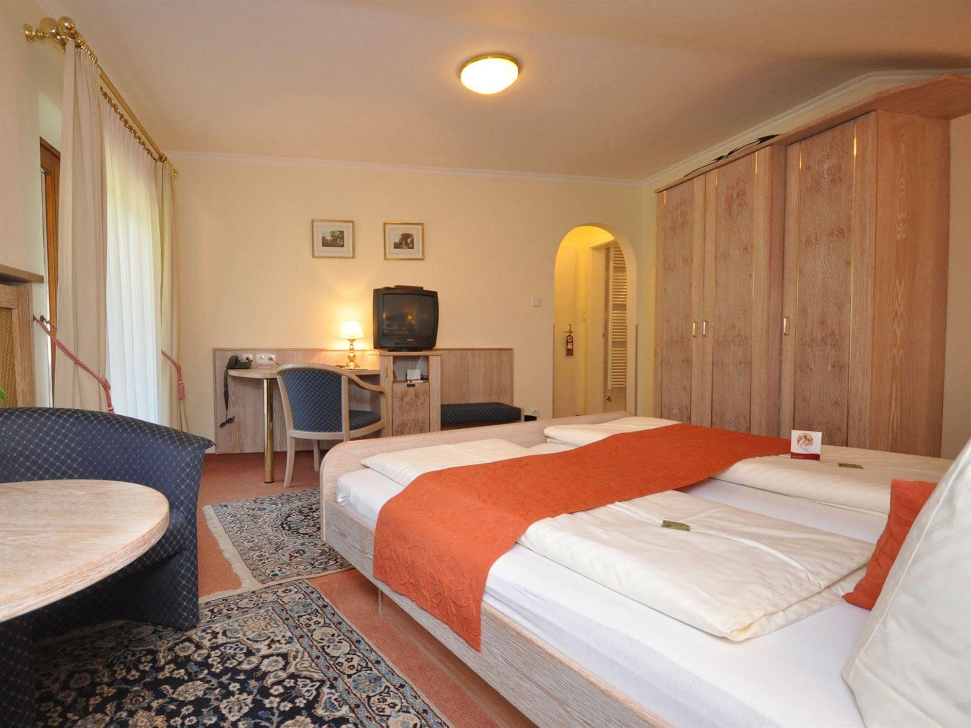 Hotel Quellenhof 바트비제 외부 사진