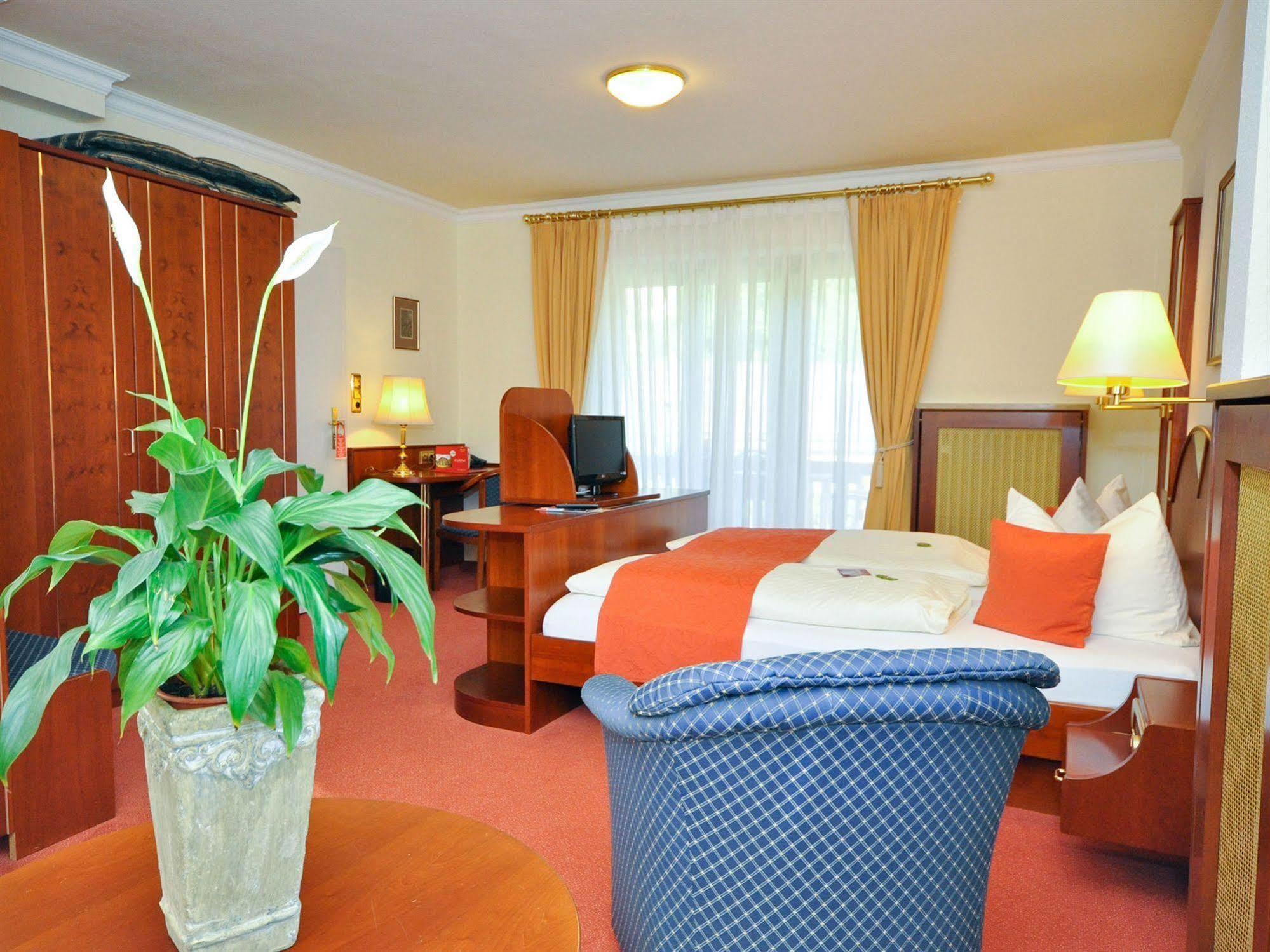 Hotel Quellenhof 바트비제 외부 사진