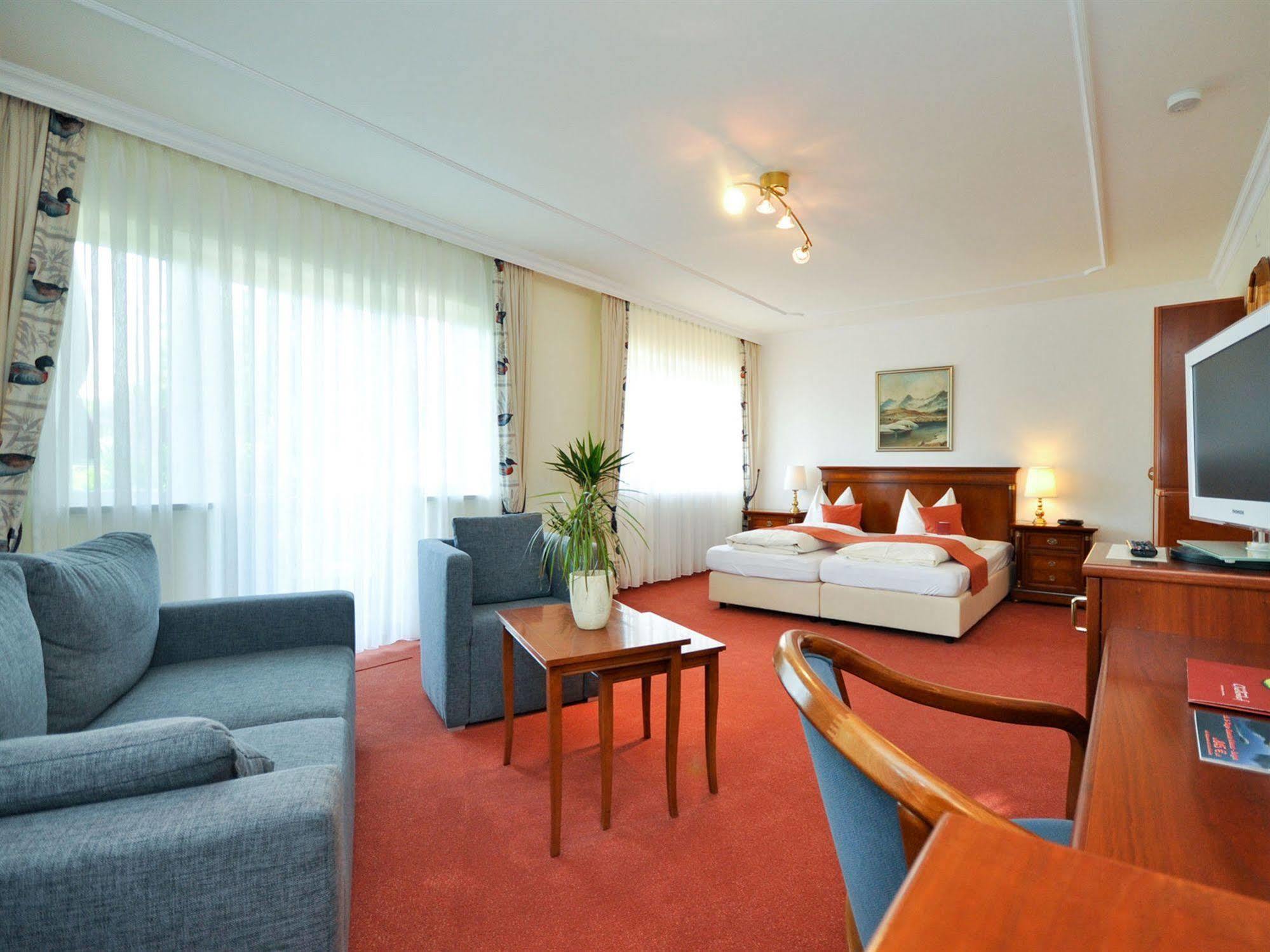 Hotel Quellenhof 바트비제 외부 사진